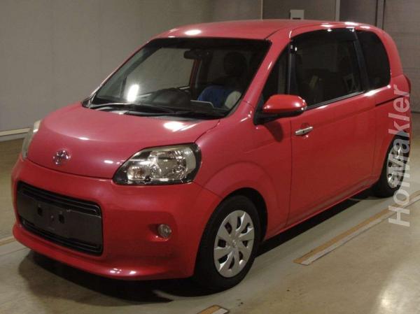 Toyota Porte,  2015 г.  61000 км.  МОСКВА, Любое расположение