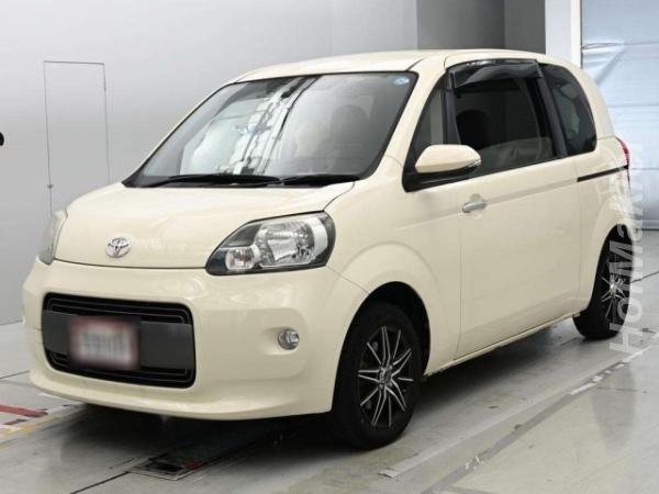 Toyota Porte,  2016 г.  96000 км.  МОСКВА, Любое расположение